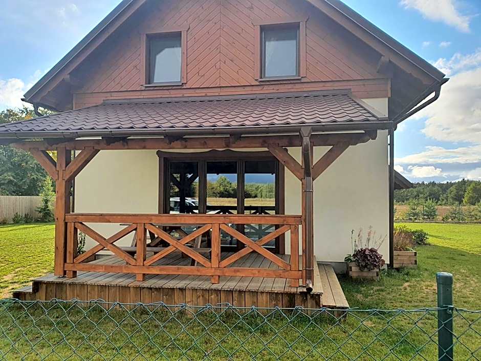 MILOCHÓWKA - dom drewniany bliźniak