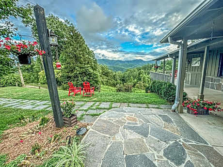 Hemlock Inn