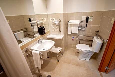 Standard Double Room with Two Double Beds - Disability Access