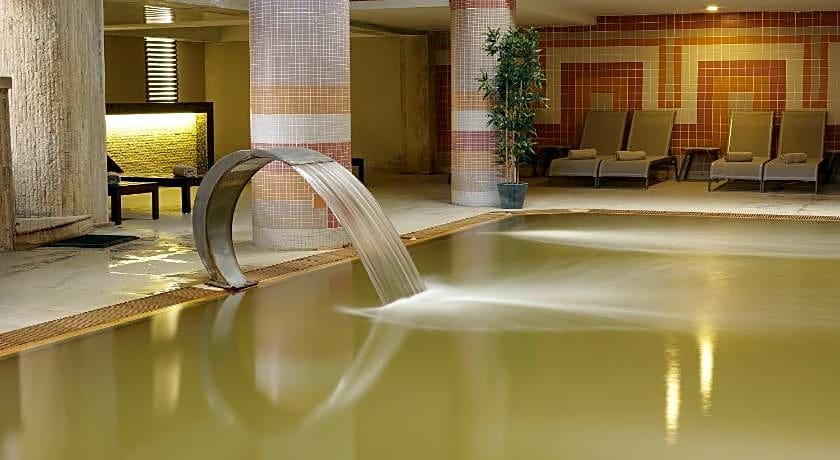 PIRIL HOTEL THERMAL BEAUTY SPA
