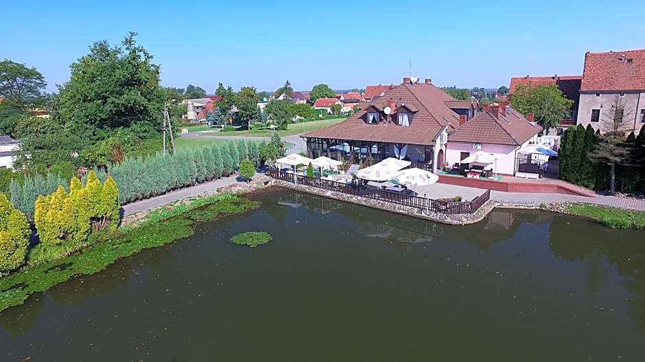 Hotel Nad Stawem