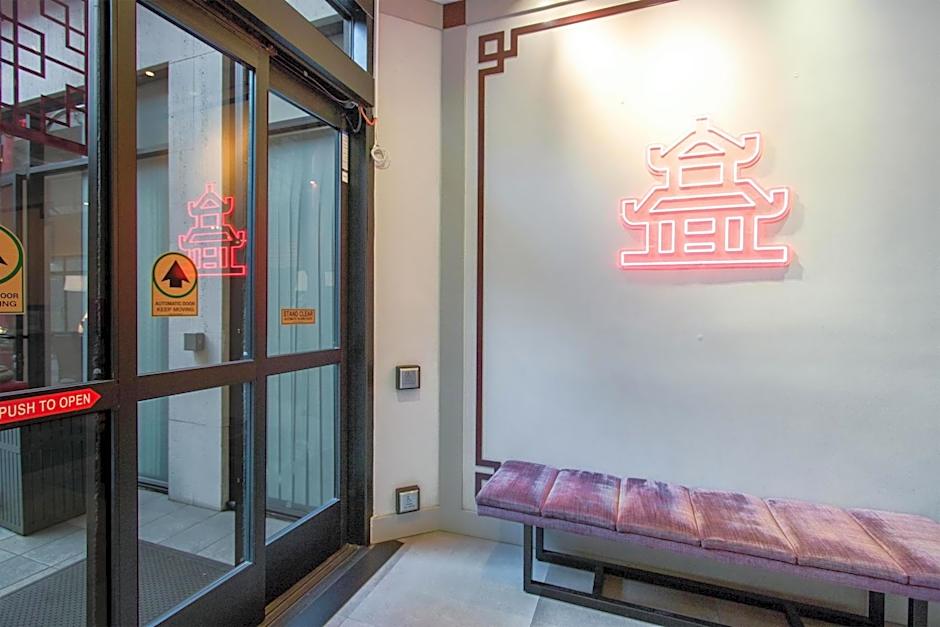 Aiden Los Angeles Downtown Dragon Gate Inn