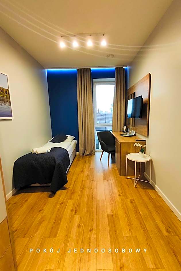 Photo 1 of 2 of Single Room