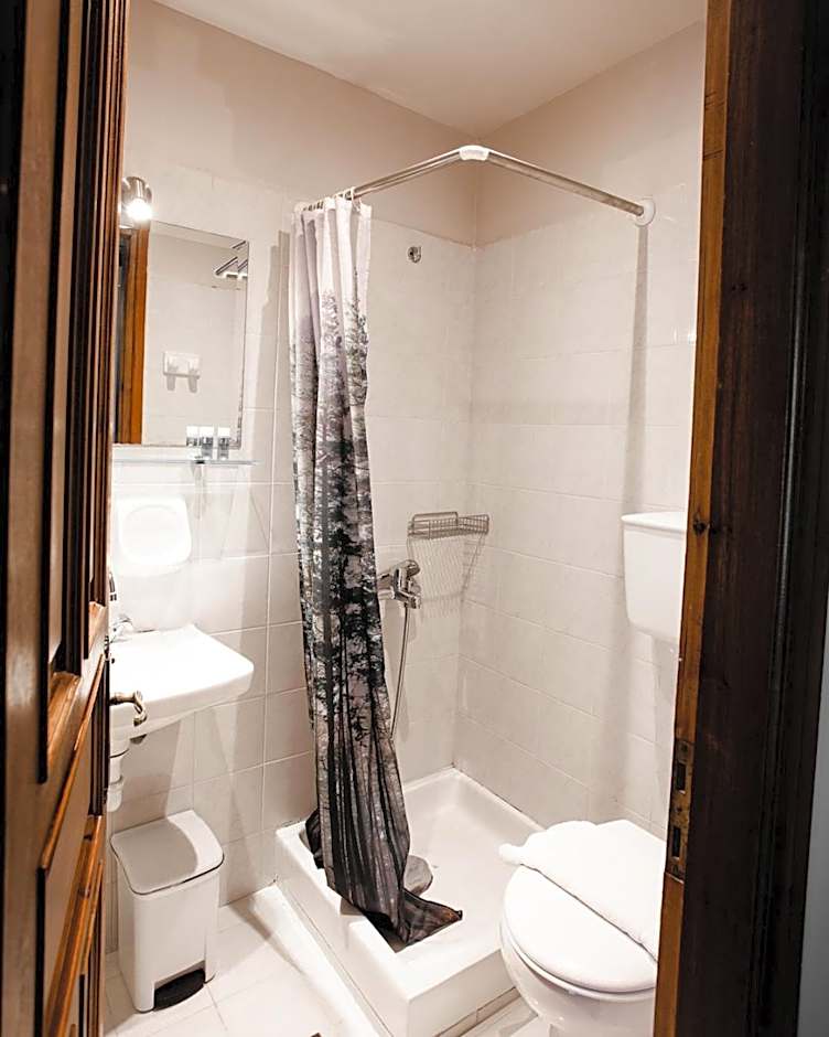 Shamrock Elati Retreats