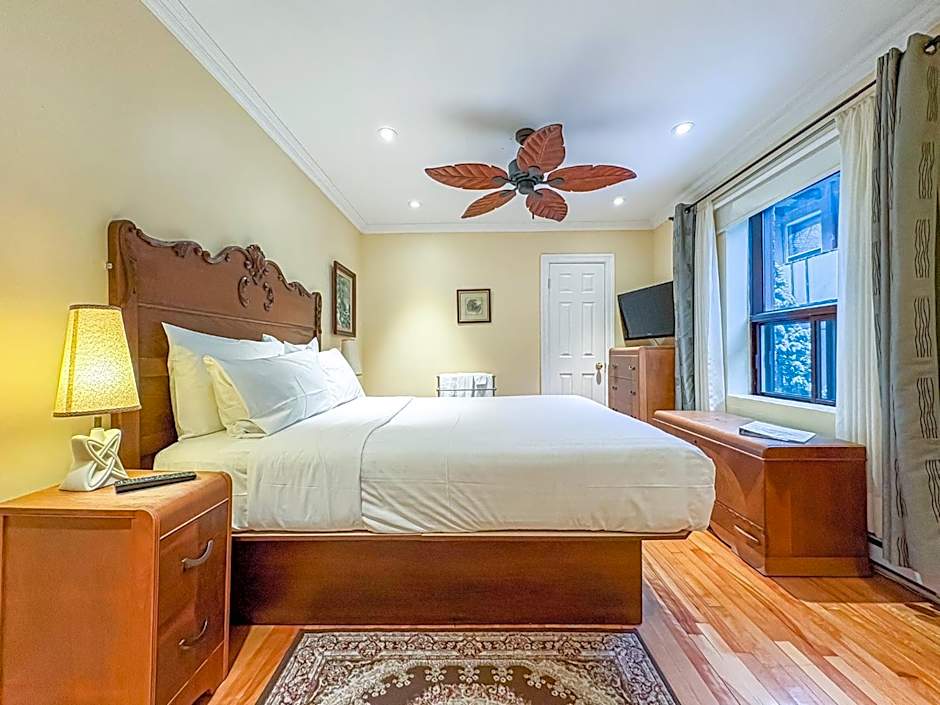 Maison Des Jardins B & B