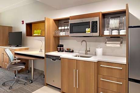 1 King Bed 1 Bedroom Suite Nonsmoking