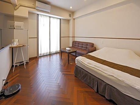 Theater Queen Room-Non-Smoking