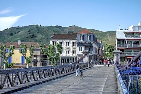 Hôtel Les Deux Coteaux