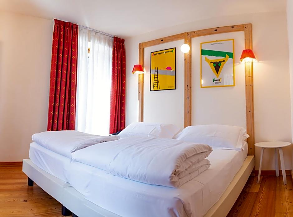 Photo 1 of 6 of Junior Suite