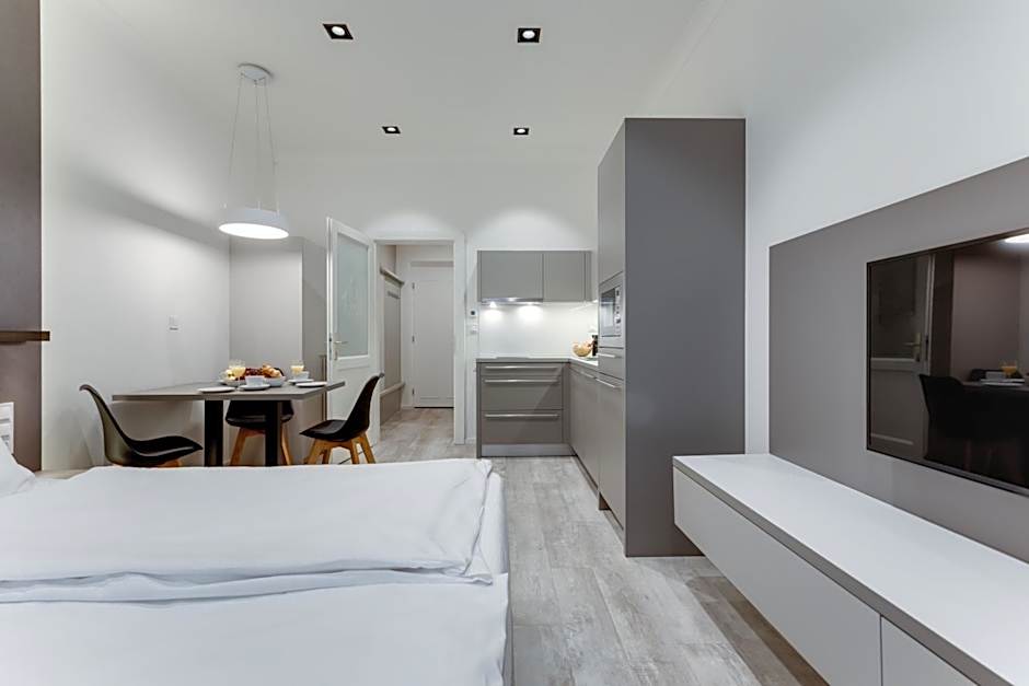 Lampi Aparthotel Prague