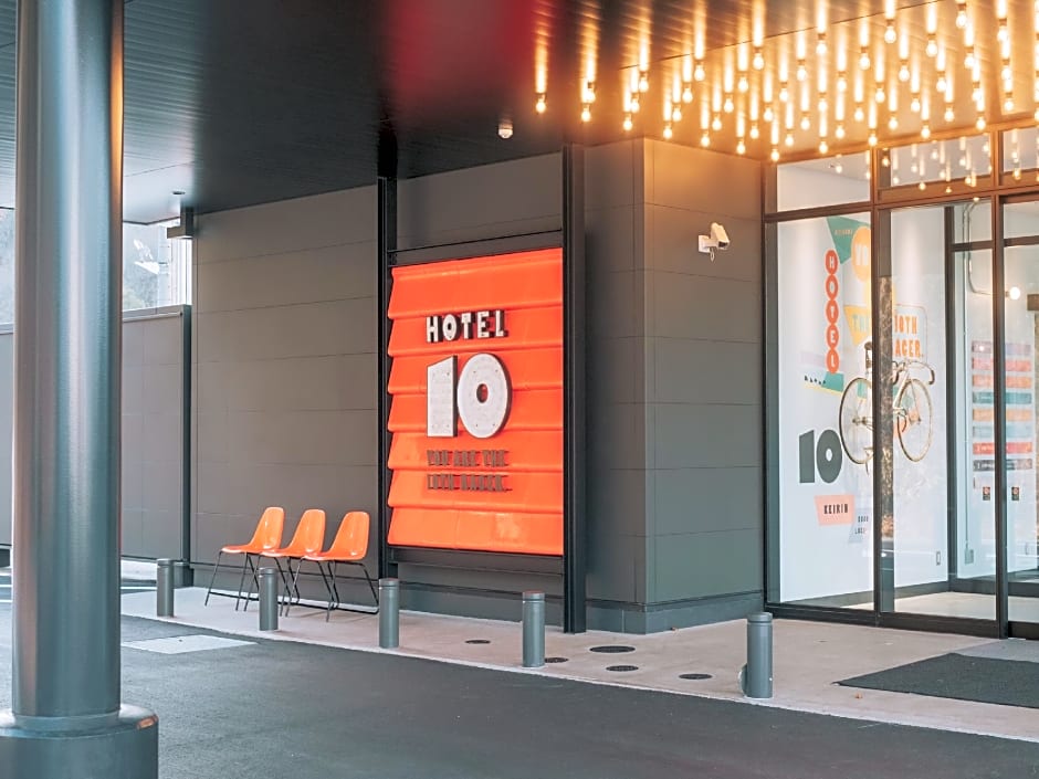 SETOUCHI KEIRIN HOTEL 10 by Onko Chishin