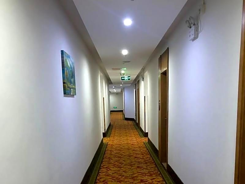 GreenTree Inn Jiangsu Changshu Longying Plaza Expr