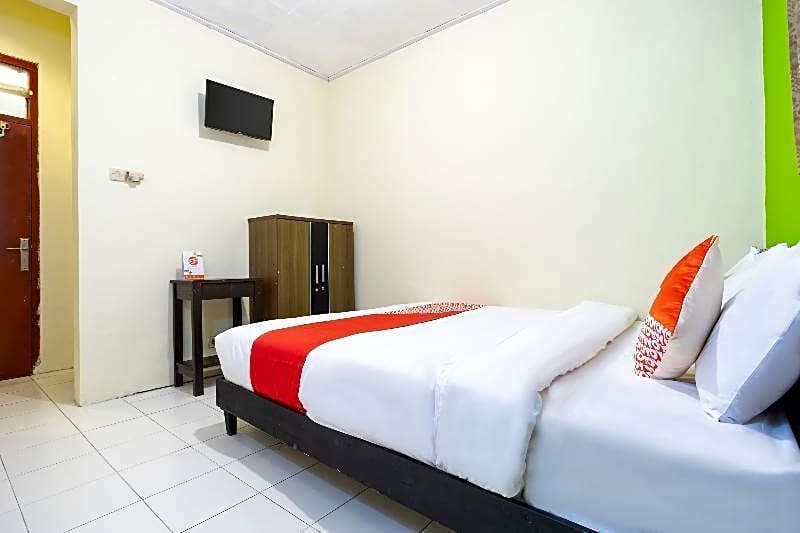 OYO 2454 Wanawiyata Homestay
