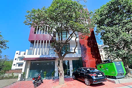 OYO 79165 Collection O Hotel Green view