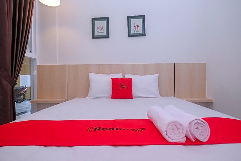 RedDoorz Syariah @ Tlogosari Semarang