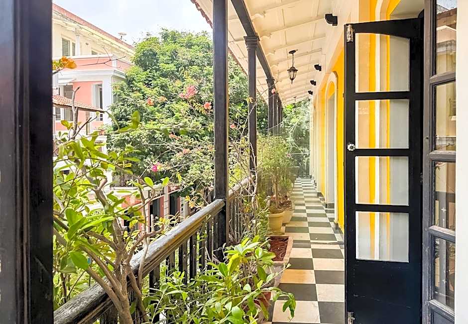 Le Chateau - A Heritage Boutique Hotel