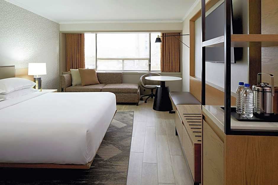 Sheraton Montreal Airport Hotel