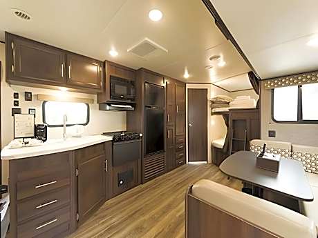 Trailer House A - Non-Smoking