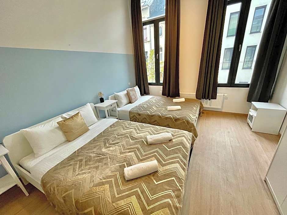 OneLuxStay near Fashion District