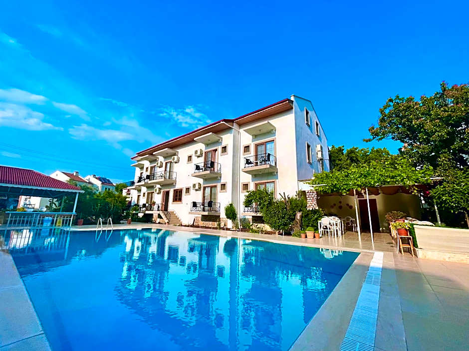 Cennet Hotel