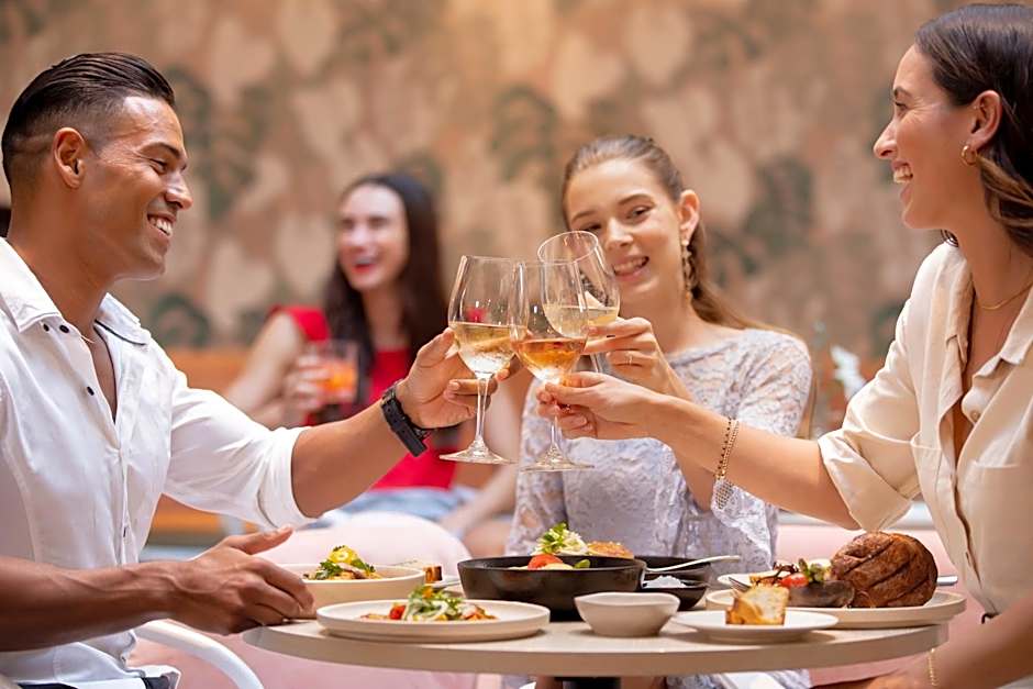 Novotel Sydney International Airport Hotel