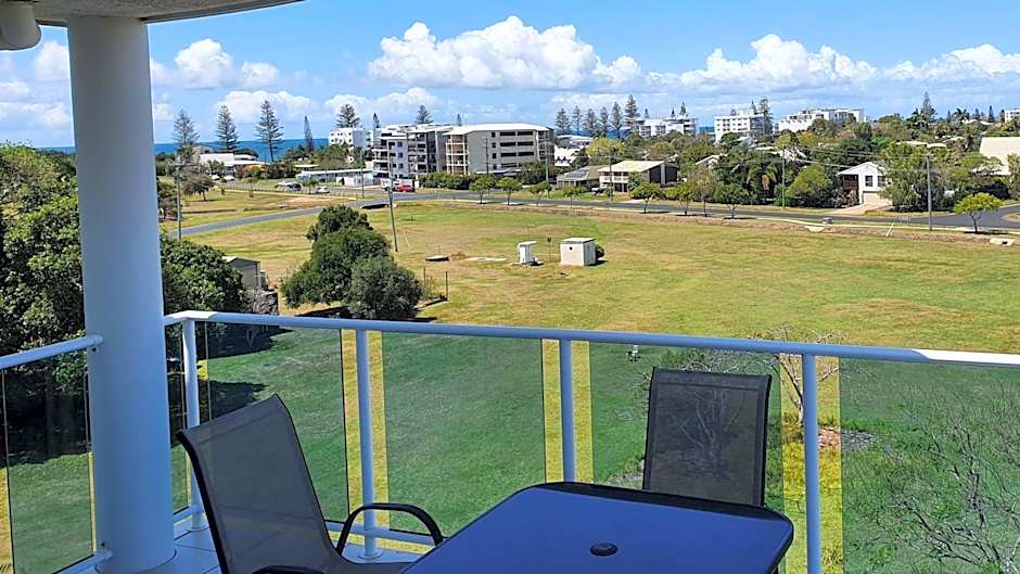 Koola Beach Apartments Bargara