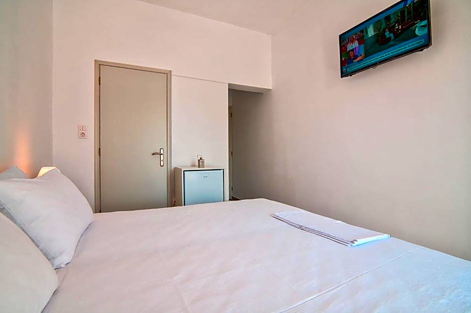 Photo 1 of 44 of Deluxe 1 Double Bed or 2 Beds, Sea View