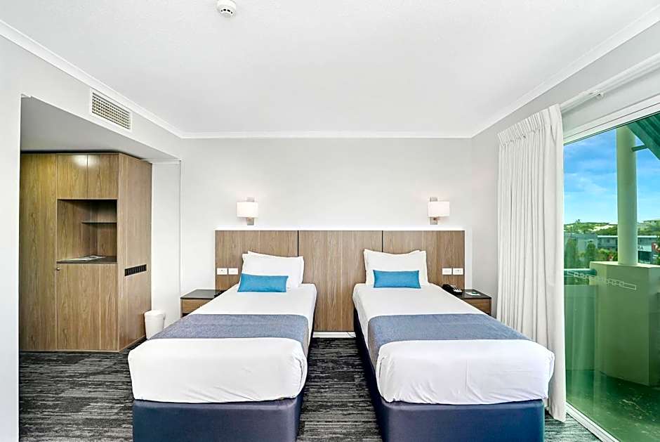 Cairns Sheridan Hotel