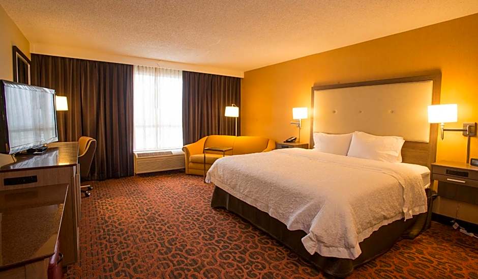 Hampton Inn By Hilton Toronto-Mississauga West, Ontario, Canada
