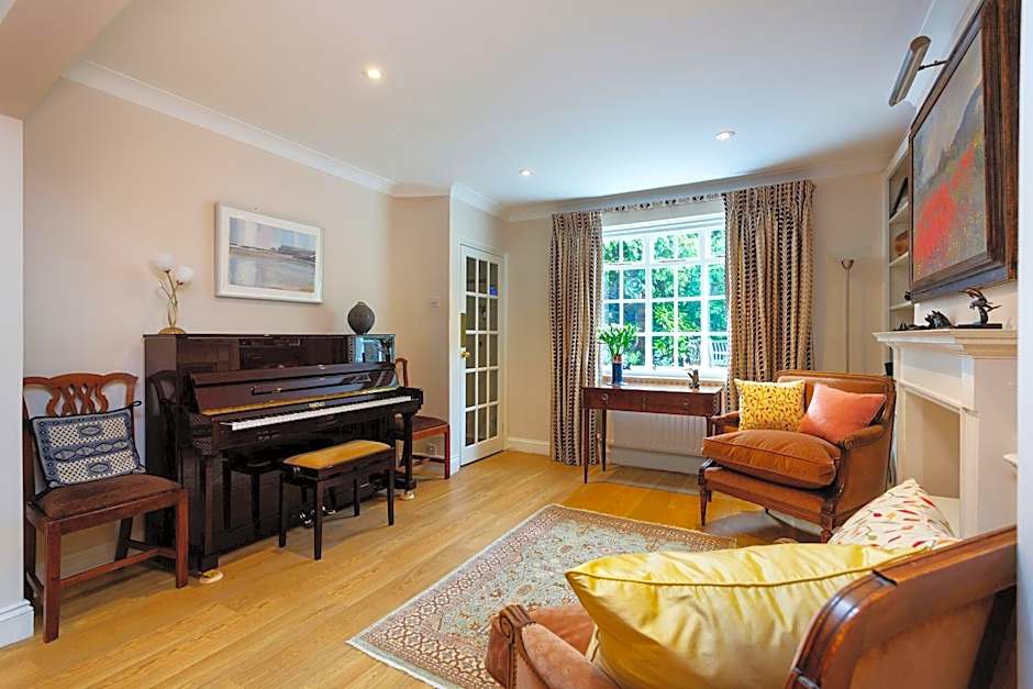 Veeve - Verdant Vistas