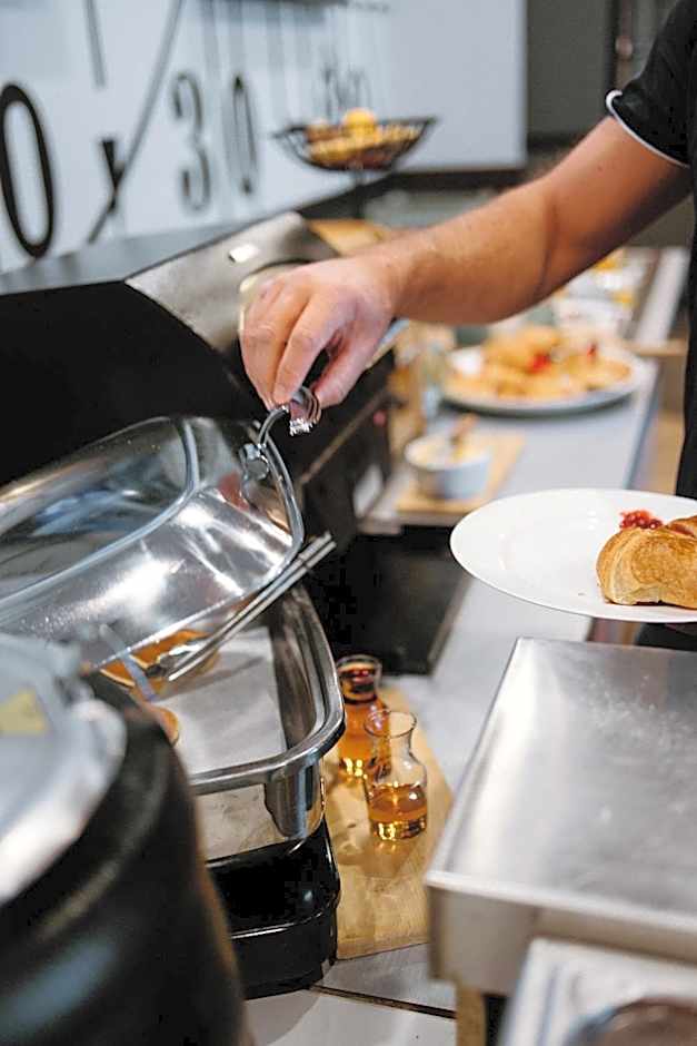 Delta Hotels by Marriott Saguenay Conference Centre