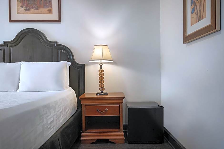Le Richelieu Hotel in the French Quarter
