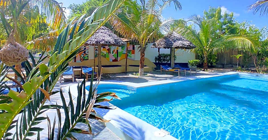 Kameleon Blue Arts Lodge