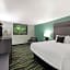 Baymont by Wyndham Liberty MO