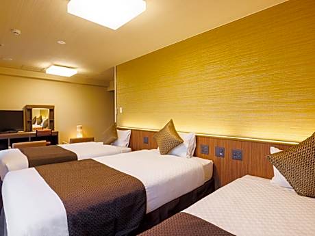 Triple Room (Twin With Extra Bed & Shower Booth)