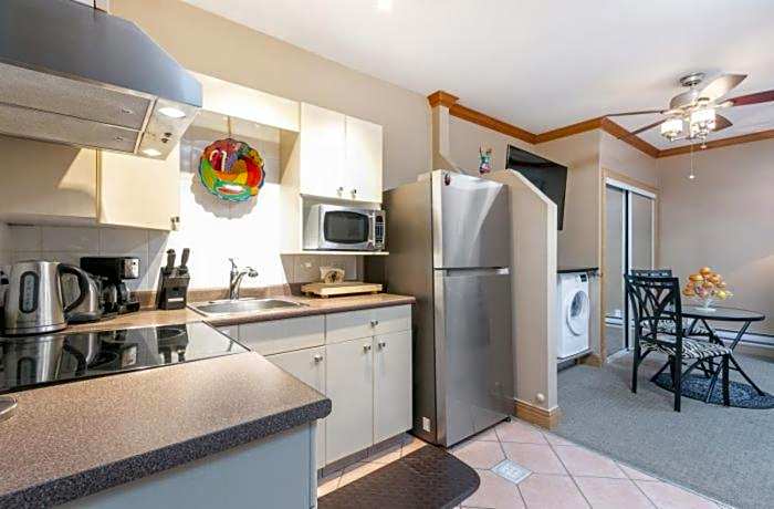 Ocean Breeze Executive Bed and Breakfast
