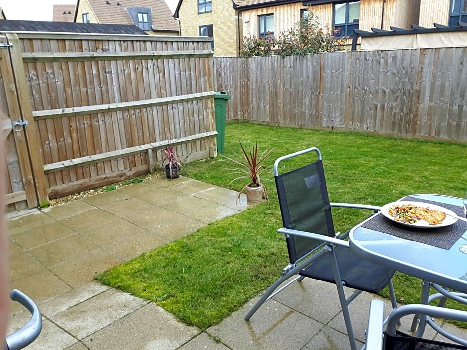 Lavi's house-East Milton Keynes