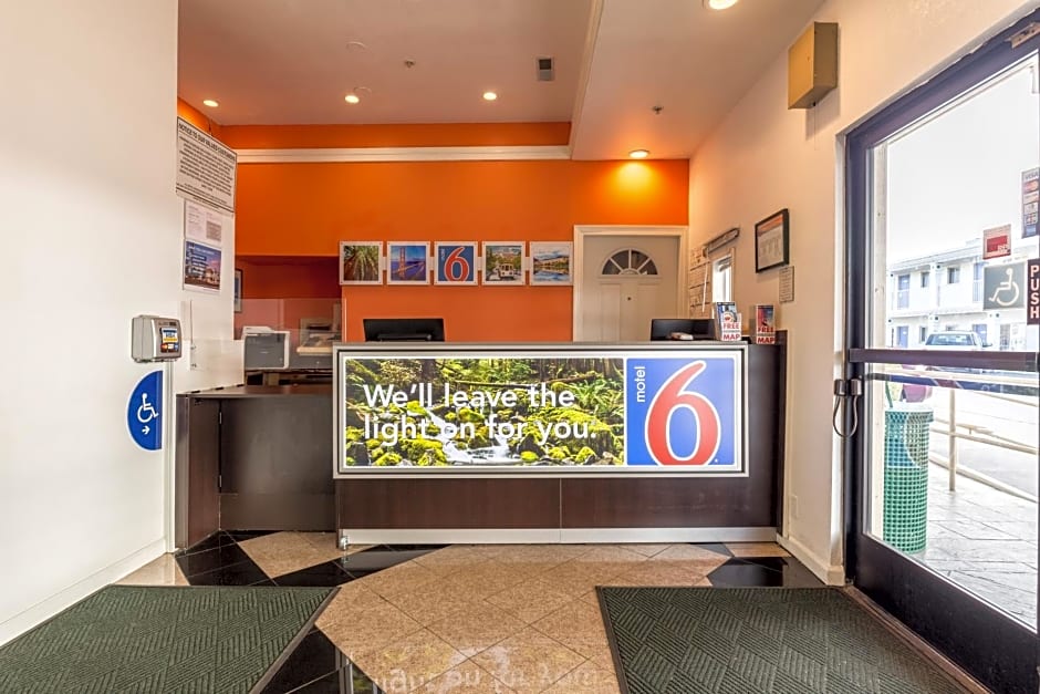 Motel 6 San Rafael