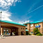 Days Inn & Suites by Wyndham Brandon