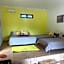 Lovina Vibes Hotel
