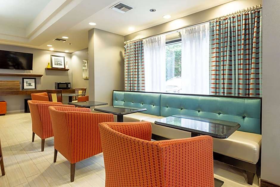 Hampton Inn By Hilton Columbia I-26/Harbison Blvd.