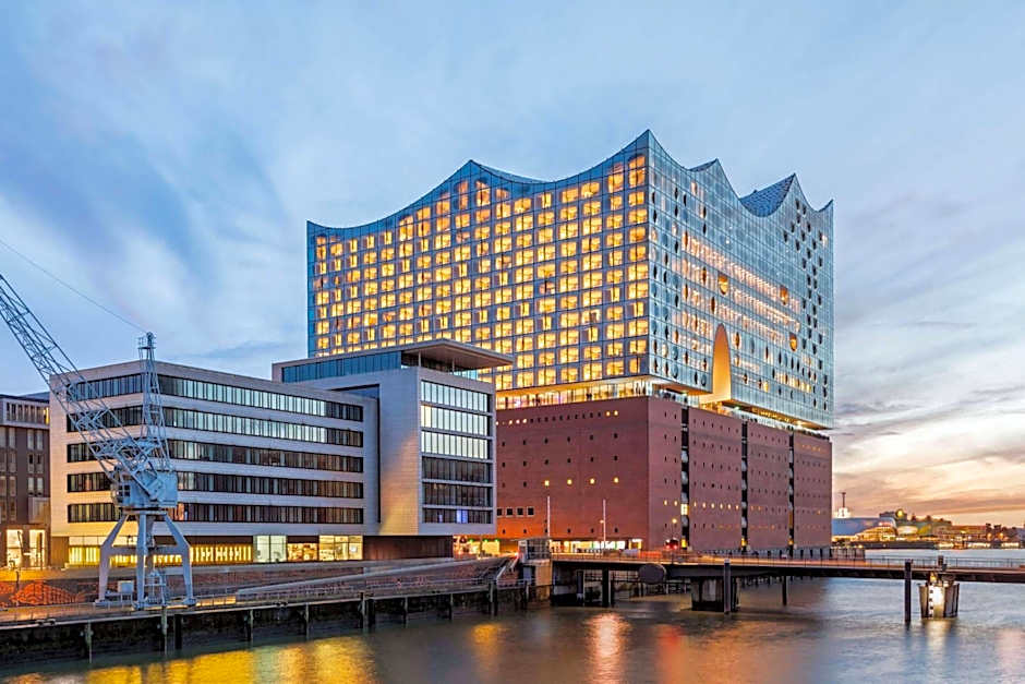 Super 8 by Wyndham Hamburg Mitte