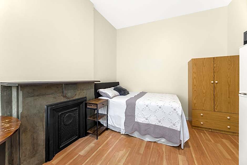 West 30th Street Guest House