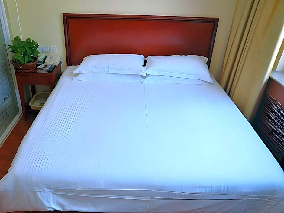 GreenTree Inn WeiFang QingZhou Middle HaiDai Road Electric Power Shell