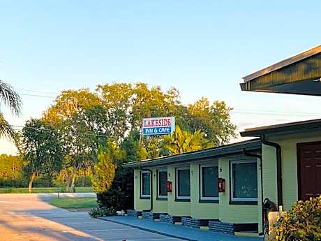 Lakeside Inn and Cafe