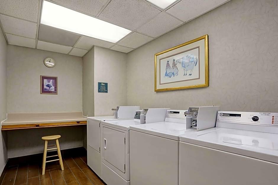 Suites on Scottsdale
