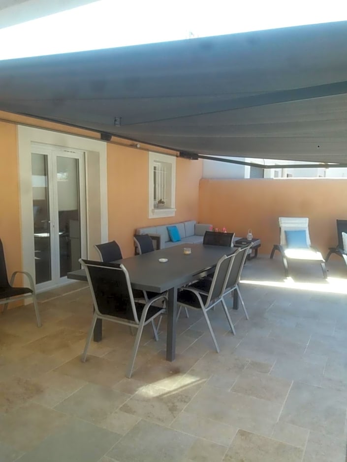 Chambre d'hôtes dans Villa Diane