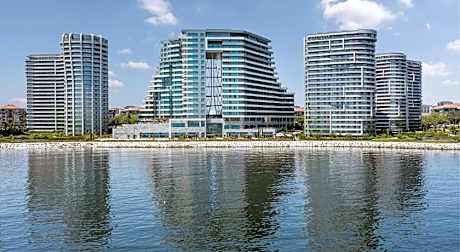 JW Marriott Hotel Istanbul Marmara Sea