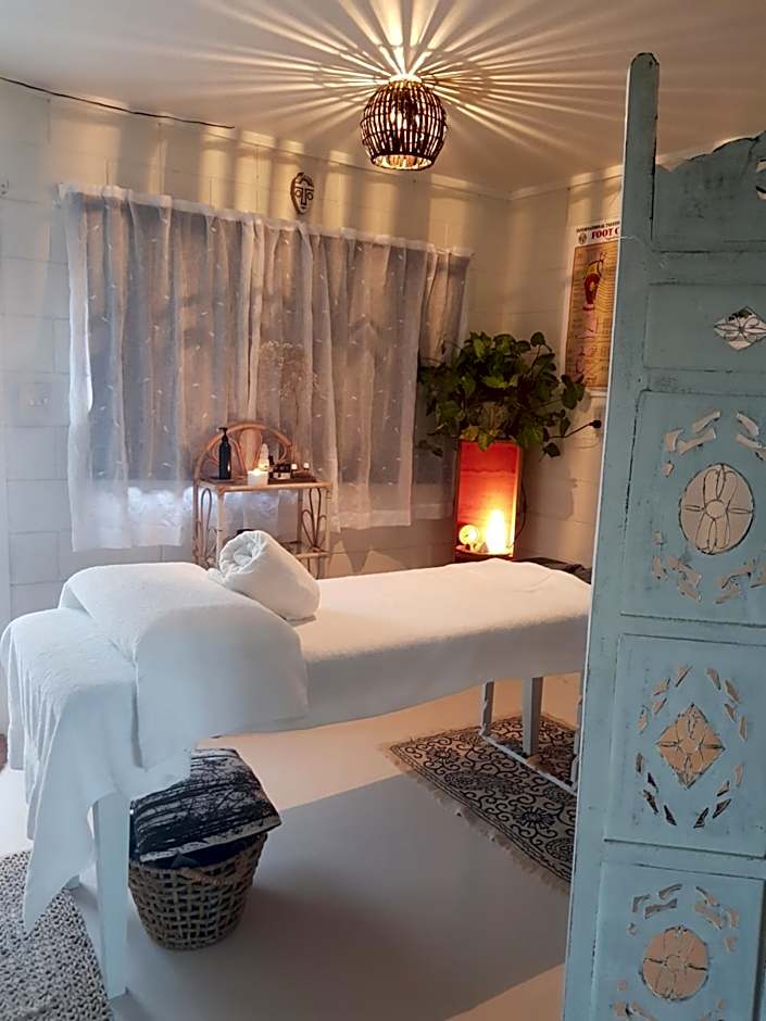 Estuary Retreat Whangamata