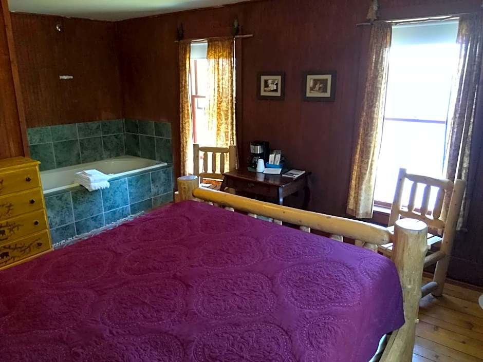 Photo 1 of 7 of Jetted Tub
